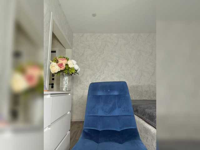 VikiKiss's BongaCams show and profile