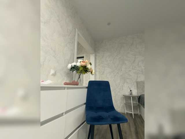 VikiKiss's BongaCams show and profile