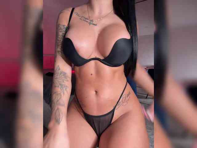 B_A_B_Y___111 webcam