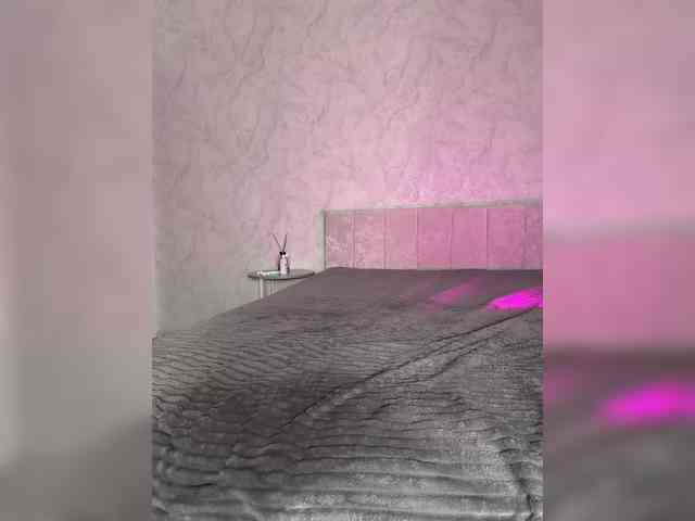 B_A_B_Y___111 webcam