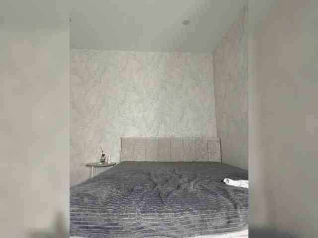 B_A_B_Y___111 webcam