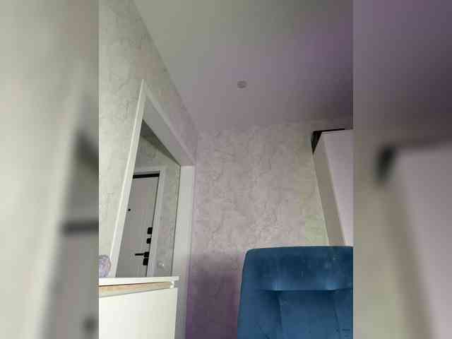 B_A_B_Y___111 webcam