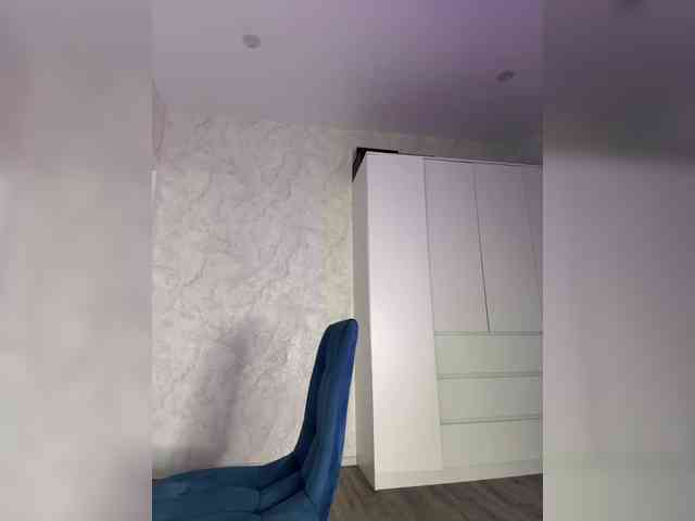 porno chat room VikiKiss