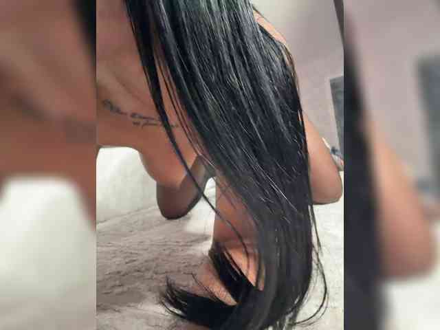 B_A_B_Y___111 webcam