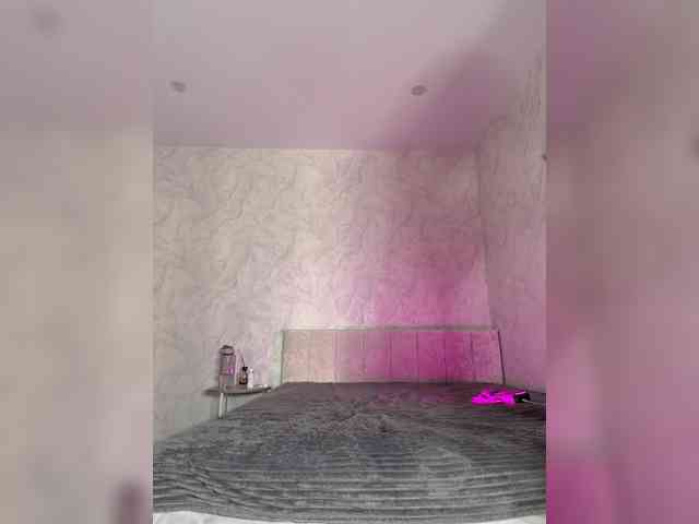 B_A_B_Y___111 webcam