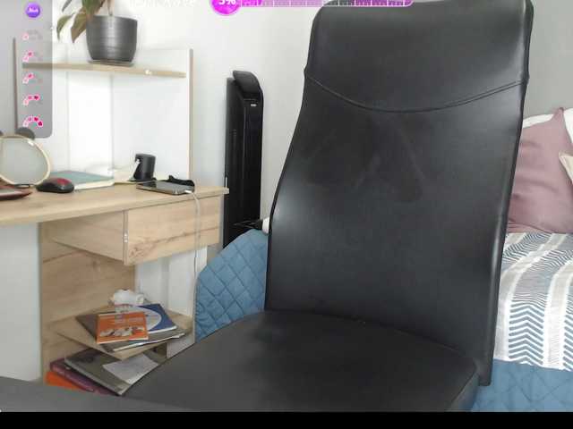 BriannaLorens's BongaCams show and profile