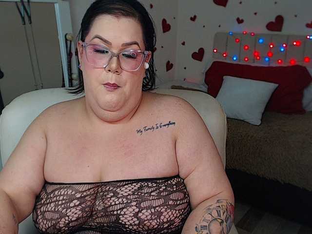 giamorrys's BongaCams show and profile