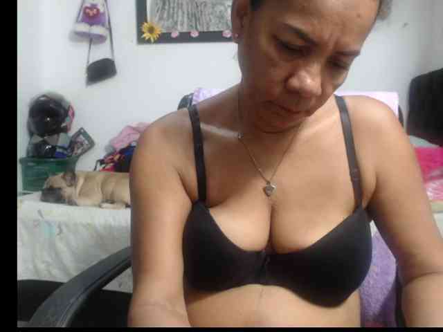 sarah-hot webcam