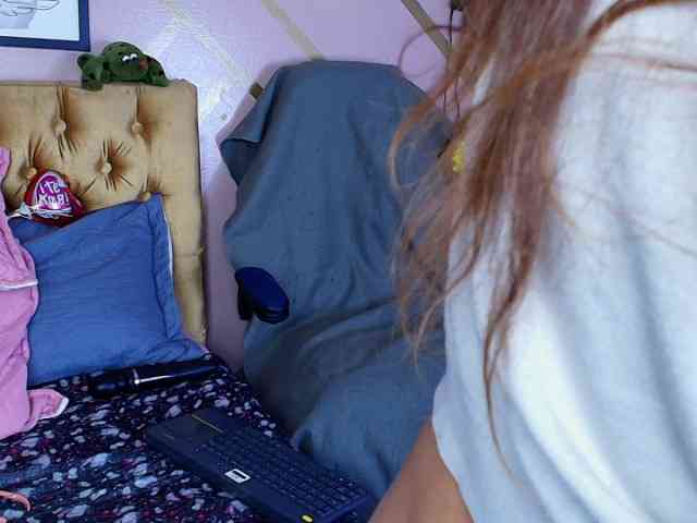 dove-mature webcam