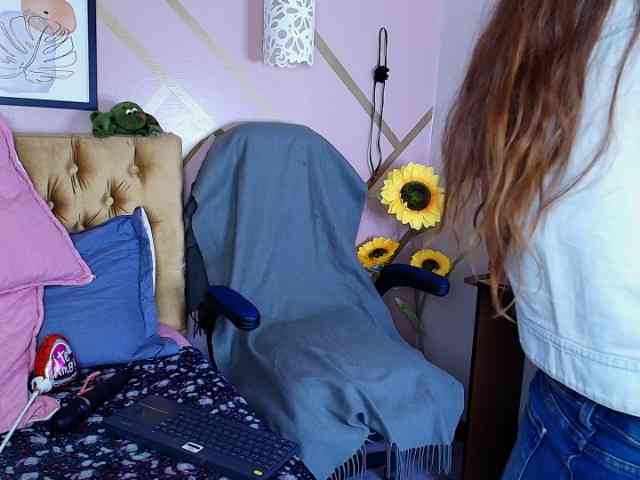 dove-mature webcam