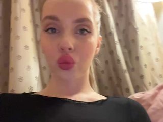 Kikilaky Porn Show