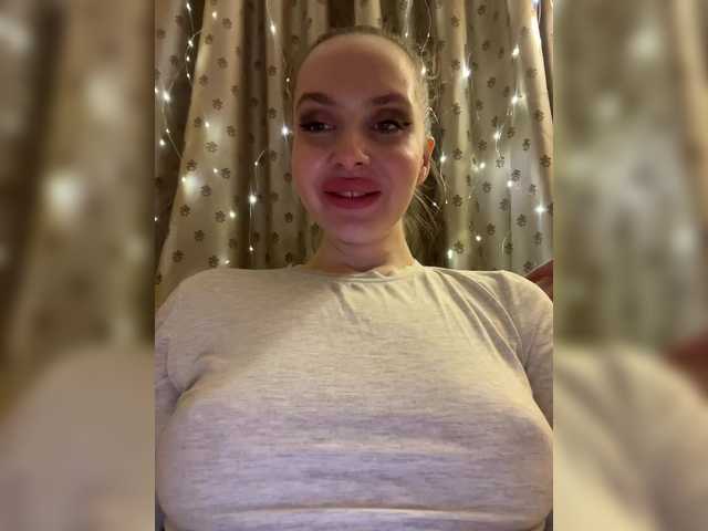 Natalymoodhot's BongaCams show and profile