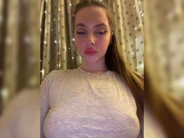 Natalymoodhot's BongaCams show and profile