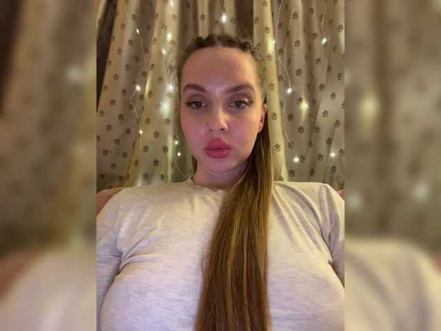 Natalymoodhot live cam