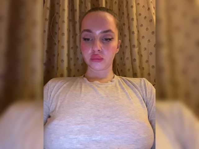 Natalymoodhot live cam