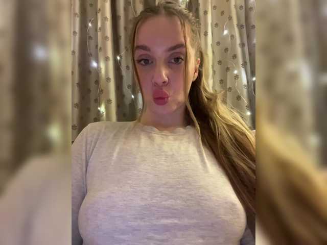 Natalymoodhot's BongaCams show and profile