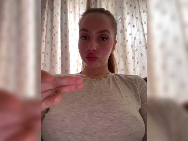 Natalymoodhot's BongaCams show and profile