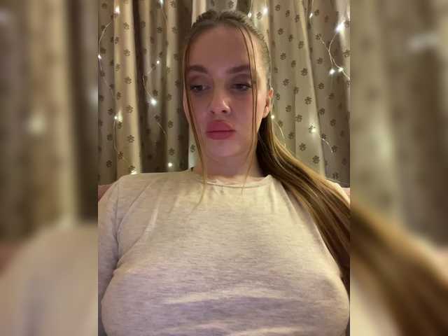 Natalymoodhot's BongaCams show and profile