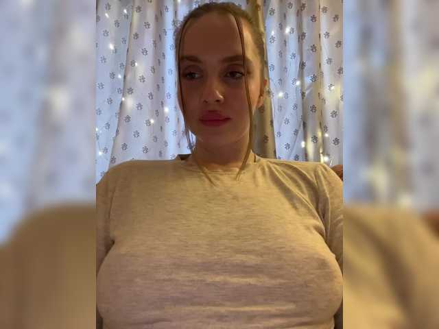 Natalymoodhot's BongaCams show and profile
