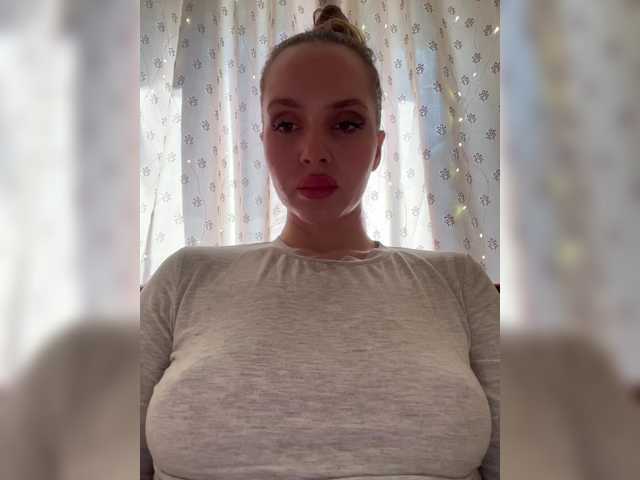 Natalymoodhot's BongaCams show and profile