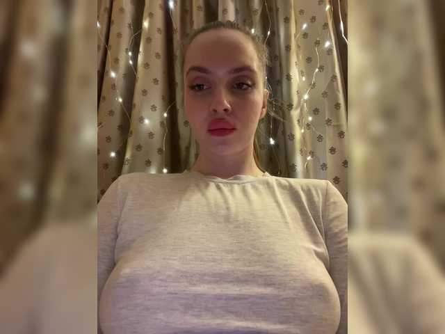 Natalymoodhot's BongaCams show and profile