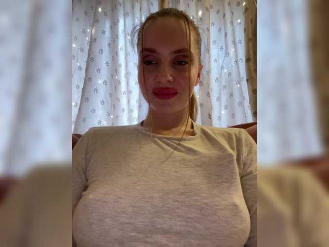 Natalymoodhot's BongaCams show and profile