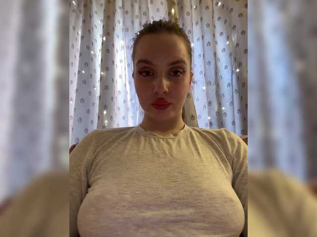 Natalymoodhot's BongaCams show and profile