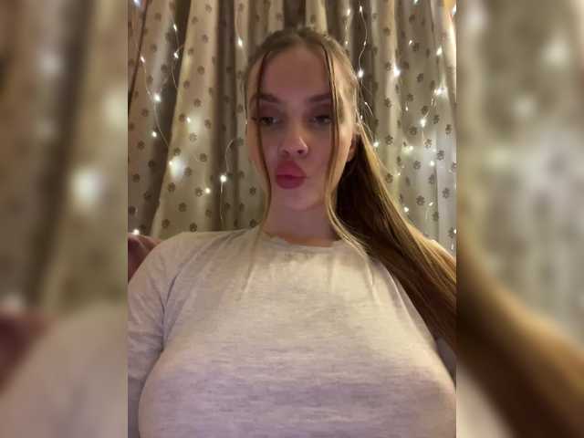 Natalymoodhot's BongaCams show and profile