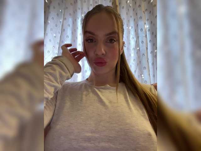 Natalymoodhot's BongaCams show and profile