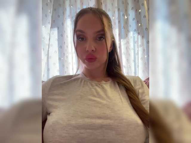 Natalymoodhot's BongaCams show and profile