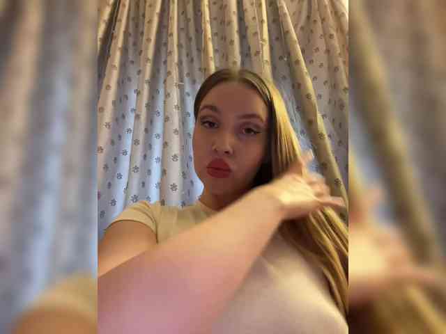 Natalymoodhot Live Webcam on BongaCams
