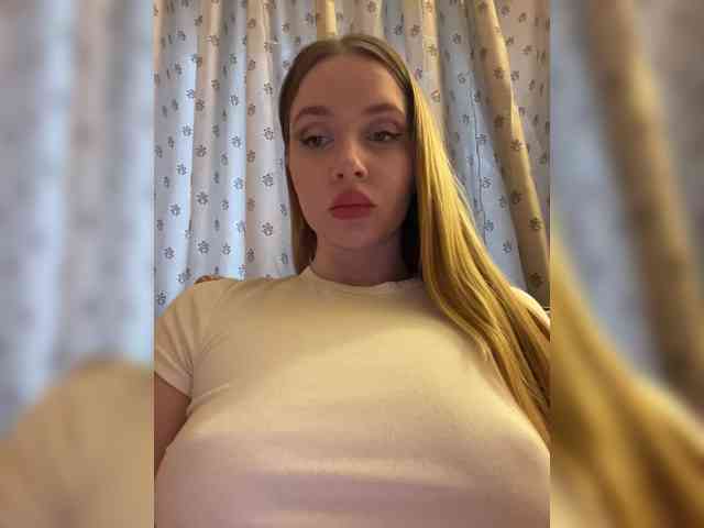 Natalymoodhot Live Webcam on BongaCams