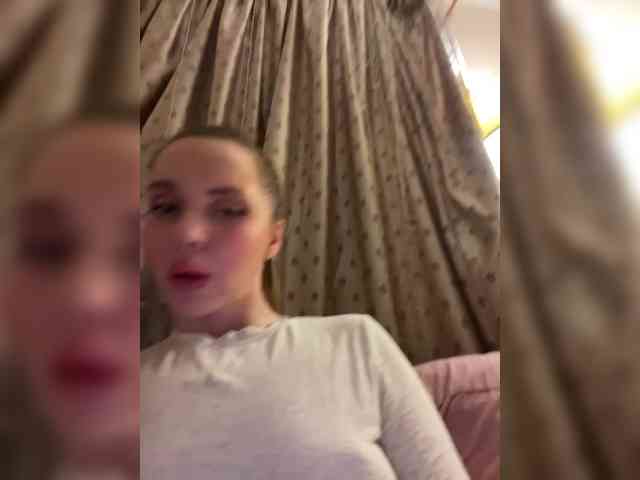 Natalymoodhot Live Webcam on BongaCams