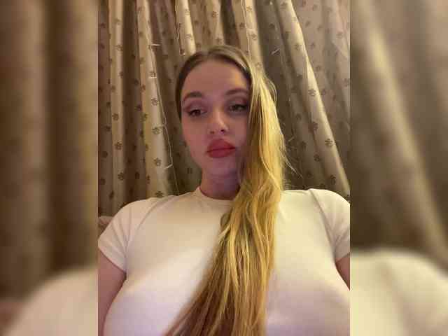 Natalymoodhot Live Webcam on BongaCams