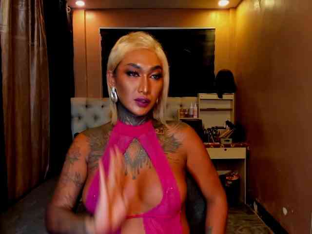 EBONYROXY Live Webcam on BongaCams