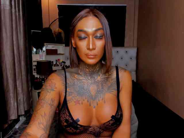 EBONYROXY Live Webcam on BongaCams