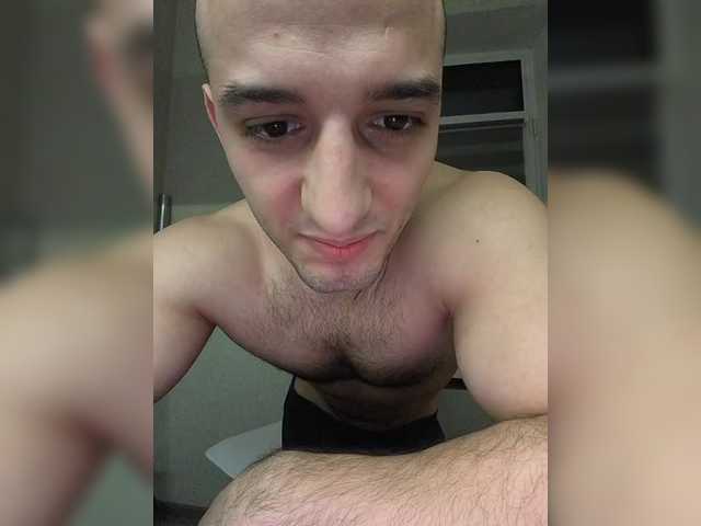 go to chat with HandsomeHercules