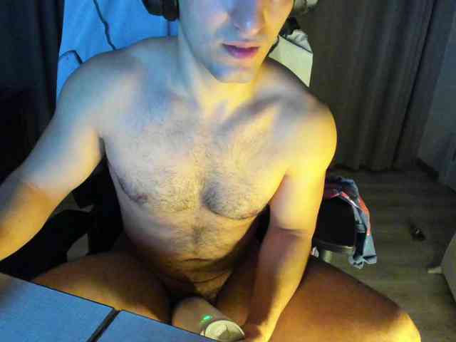 HandsomeHercules HandsomeHercules