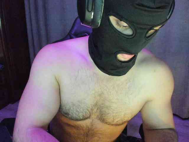 HandsomeHercules Live Webcam on BongaCams
