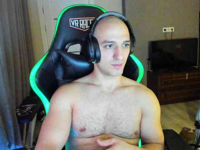 HandsomeHercules HandsomeHercules