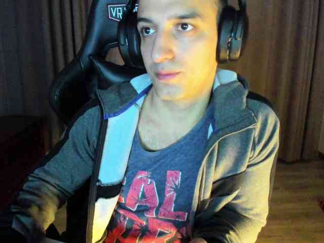 HandsomeHercules HandsomeHercules