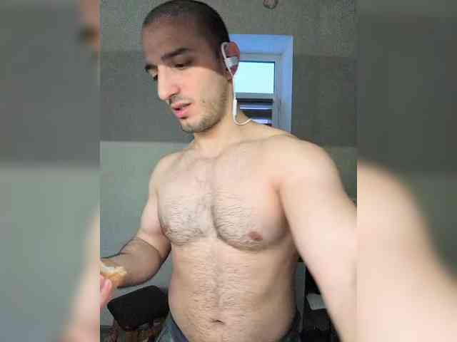 HandsomeHercules Live Webcam on BongaCams