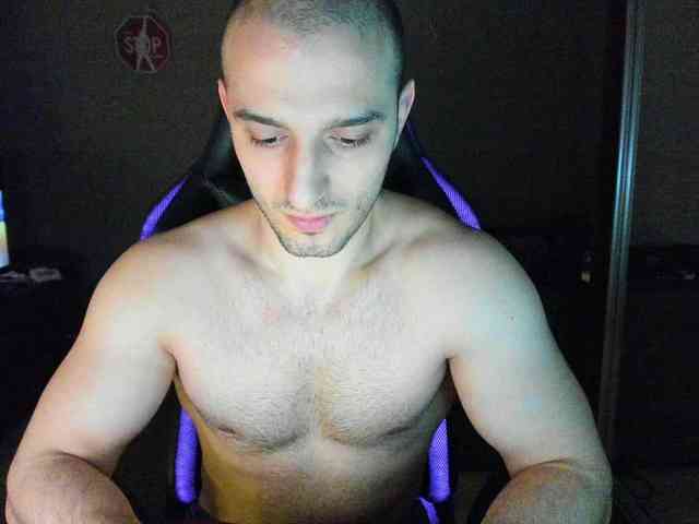 HandsomeHercules HandsomeHercules