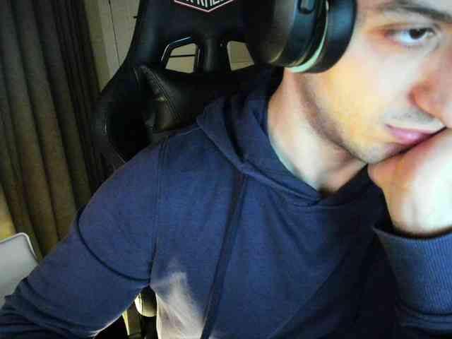 HandsomeHercules HandsomeHercules