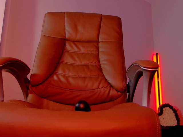 NinaRosee's BongaCams show and profile