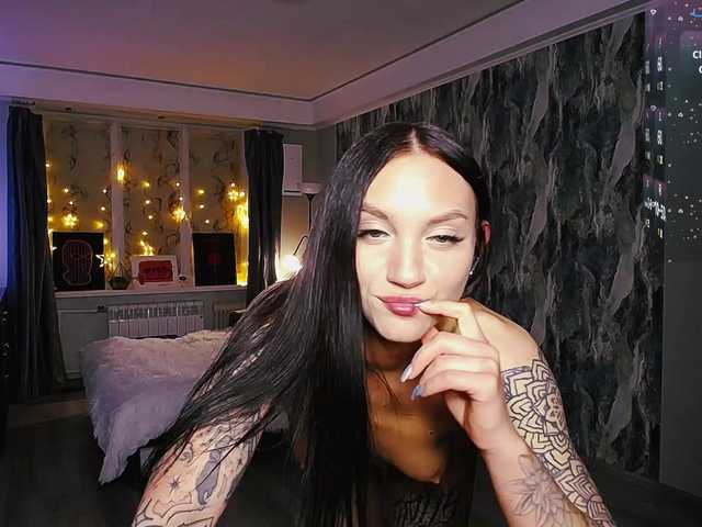 sweetiekittie's BongaCams show and profile