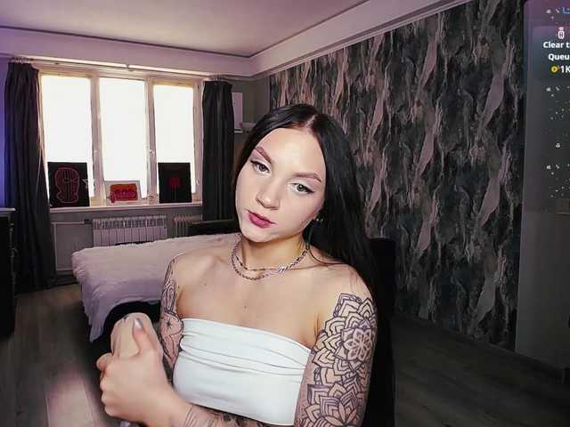 sweetiekittie's BongaCams show and profile
