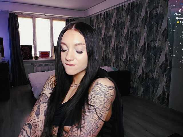 sweetiekittie's BongaCams show and profile