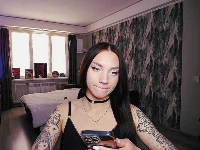 sweetiekittie's BongaCams show and profile