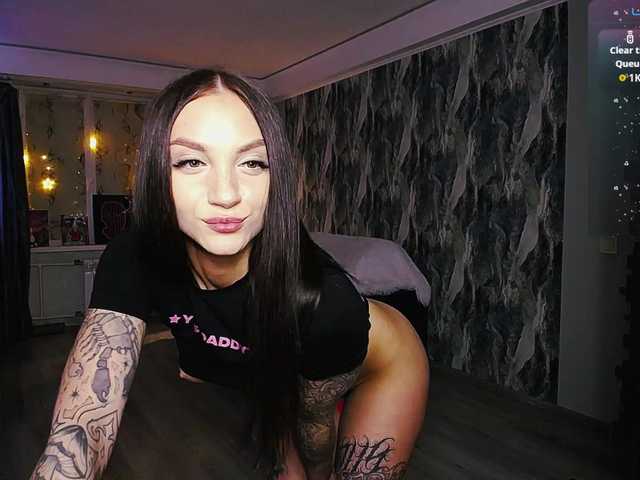 sweetiekittie's BongaCams show and profile